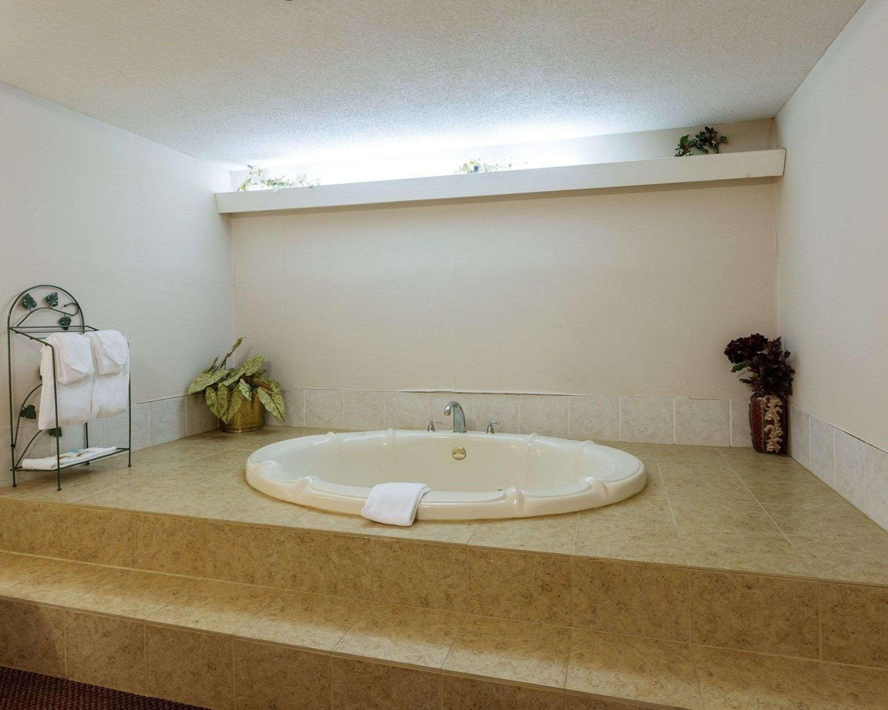 Quality Inn Robinsonville Екстериор снимка